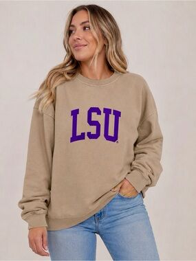 [chicka-d] LSU Vintage Wash Crew Neck Sweatshirt NWT